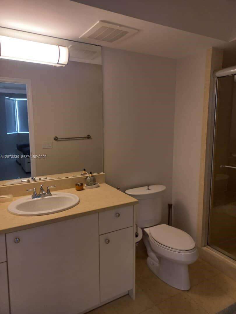 Turnberry Village North at 20000 Country Club Dr, Aventura, FL 33180 - For Rent photo 8