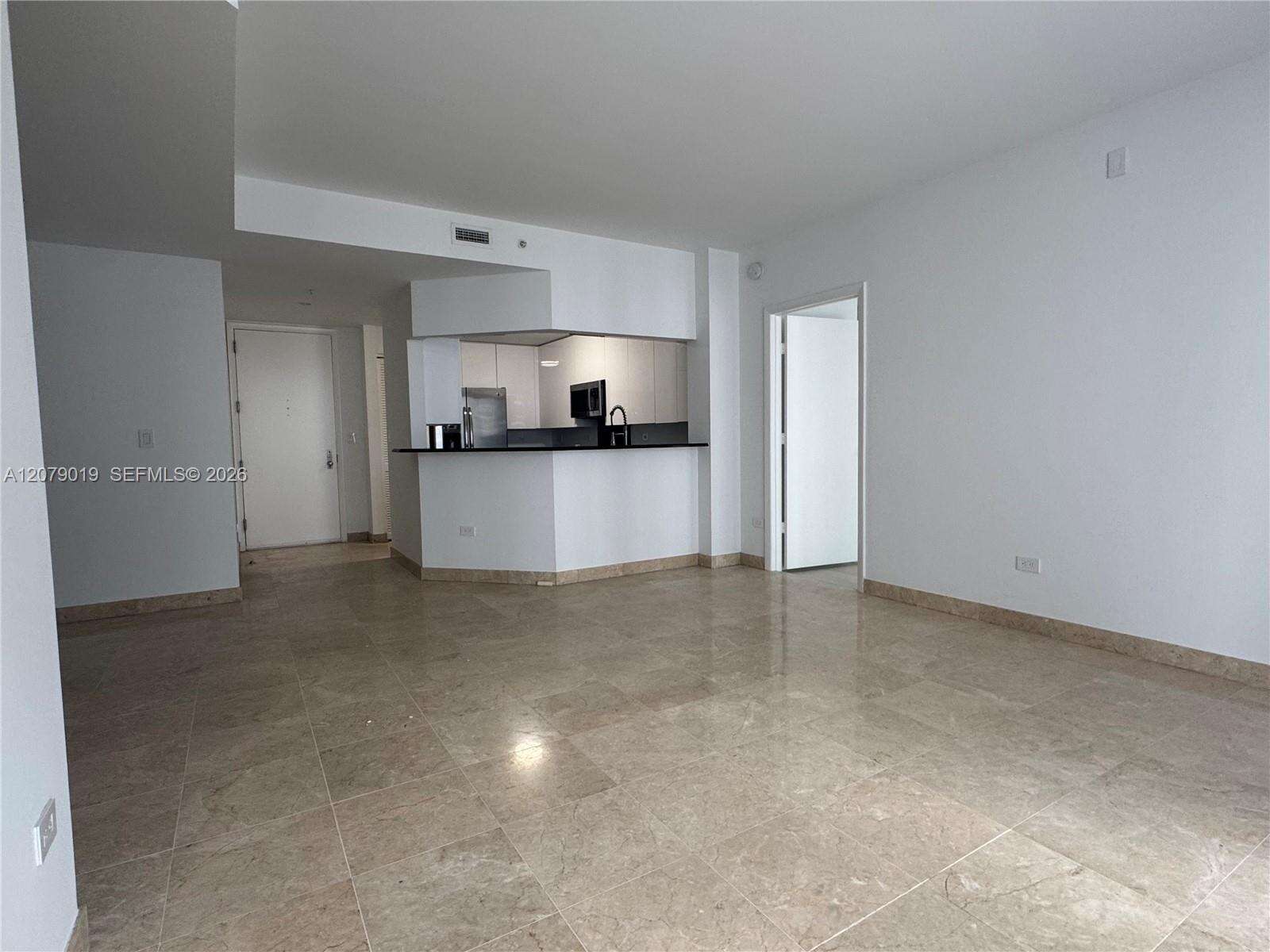 Courts Brickell Key at 801 Brickell Key Blvd, Miami, FL 33131 - For Rent photo 14