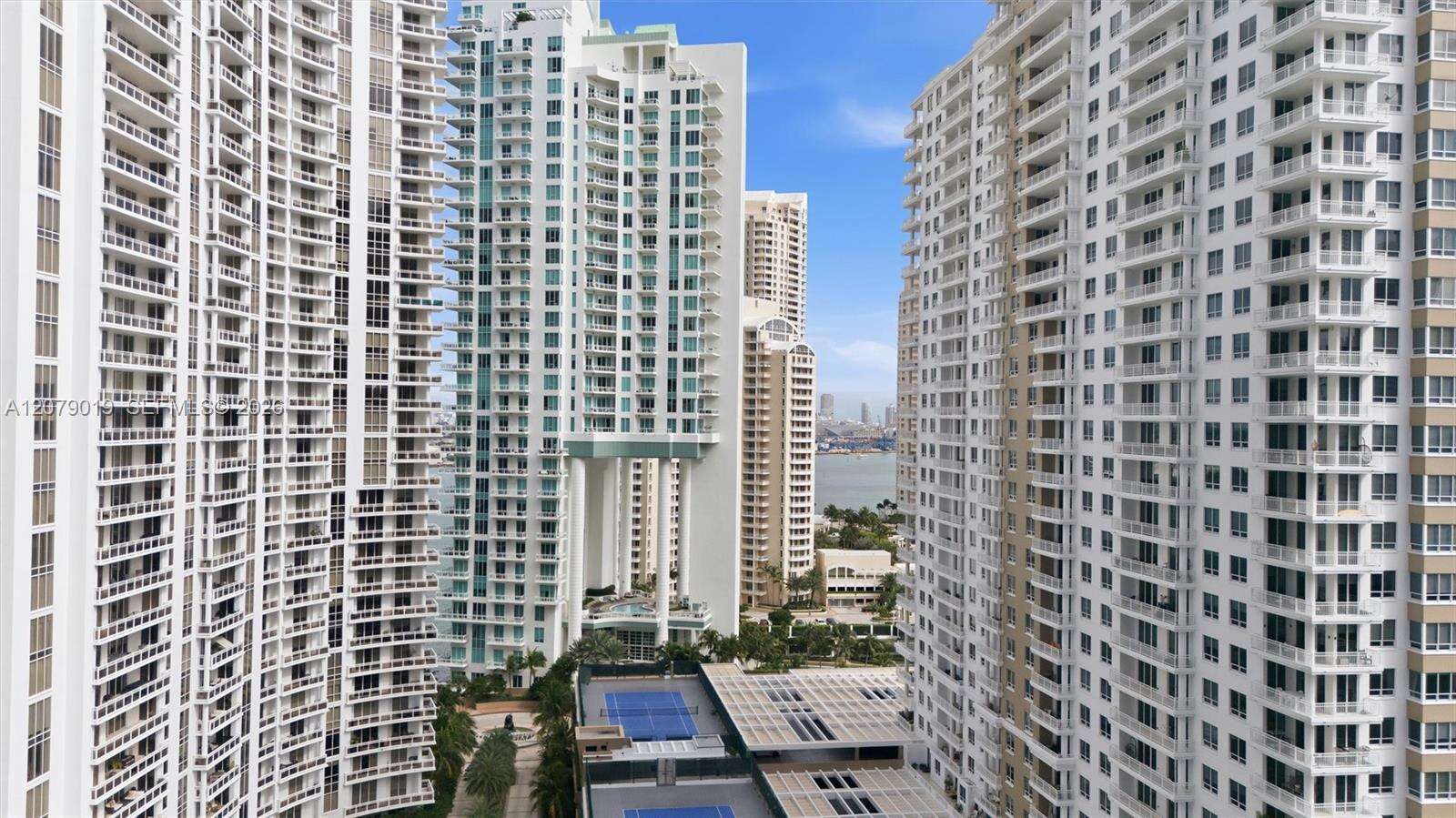 Courts Brickell Key at 801 Brickell Key Blvd, Miami, FL 33131 - For Rent photo 3