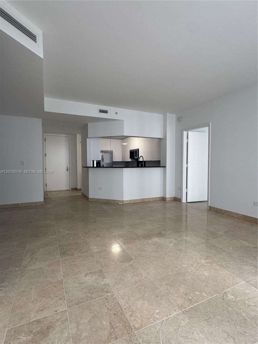 Courts Brickell Key at 801 Brickell Key Blvd, Miami, FL 33131 - For Rent photo 26