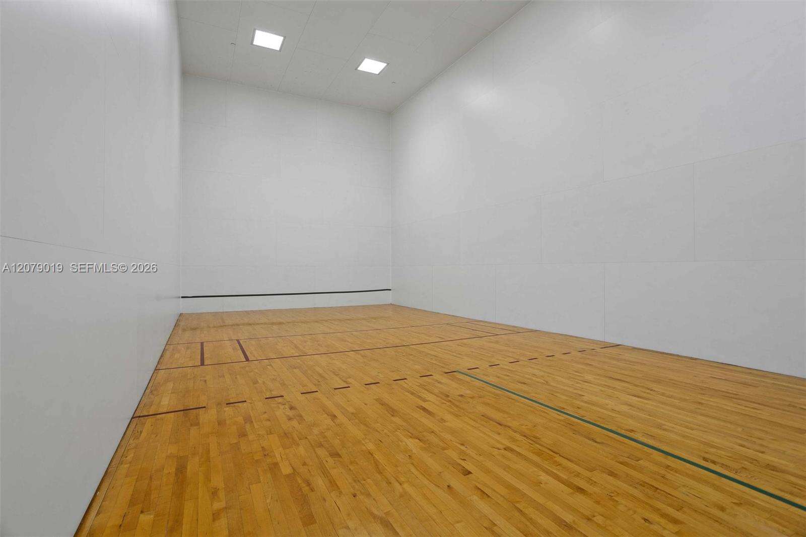 Courts Brickell Key at 801 Brickell Key Blvd, Miami, FL 33131 - For Rent photo 5