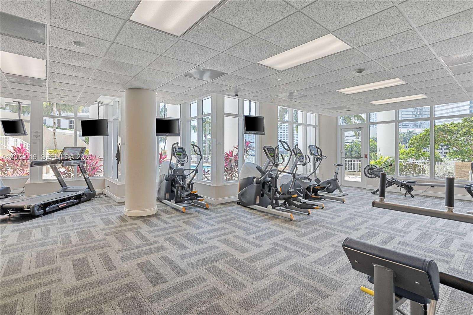 Courts Brickell Key at 801 Brickell Key Blvd, Miami, FL 33131 - For Rent photo 8