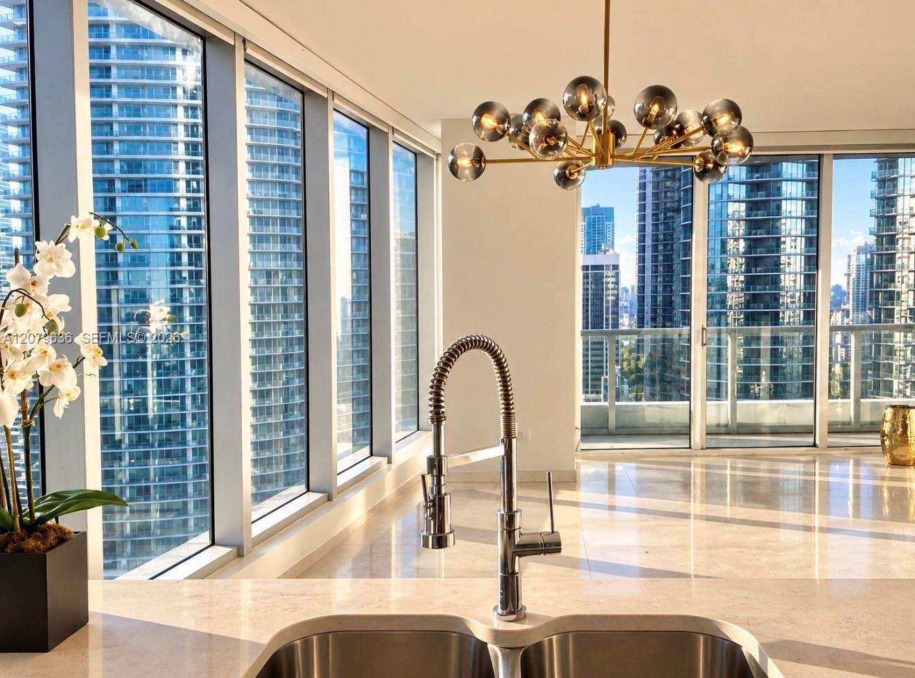 Icon Brickell 1 at 475 Brickell Ave, Miami, FL 33131 - For Rent photo 1