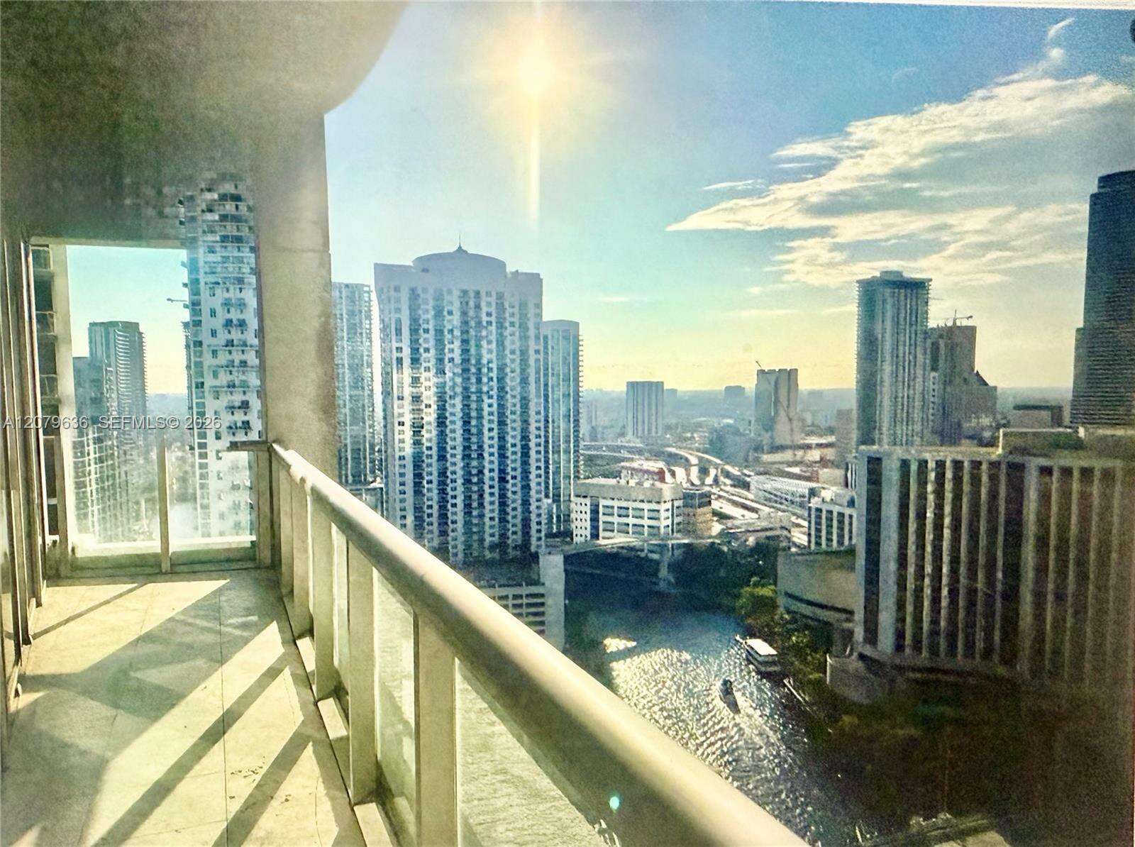 Icon Brickell 1 at 475 Brickell Ave, Miami, FL 33131 - For Rent photo 10