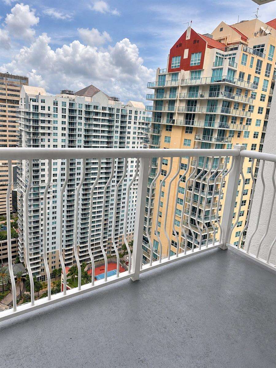 The Club At Brickell Bay at 1200 Brickell Bay Dr, Miami, FL 33131 - For Rent photo 12