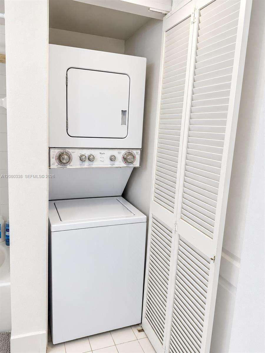 The Club At Brickell Bay at 1200 Brickell Bay Dr, Miami, FL 33131 - For Rent photo 15