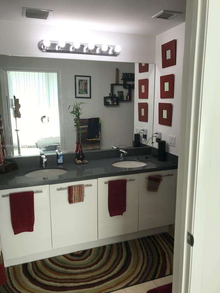 The Ivy at 90 3 St, Miami, FL 33130 - For Rent photo 9
