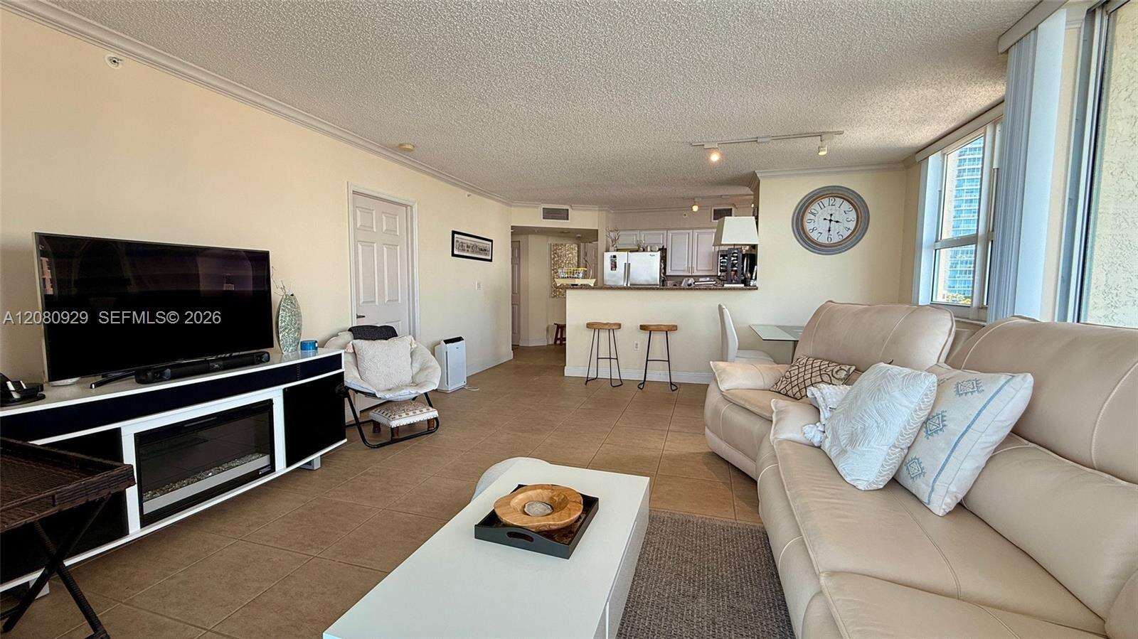 The Mark On Brickell at 1155 Brickell Bay Dr, Miami, FL 33131 - For Rent photo 11