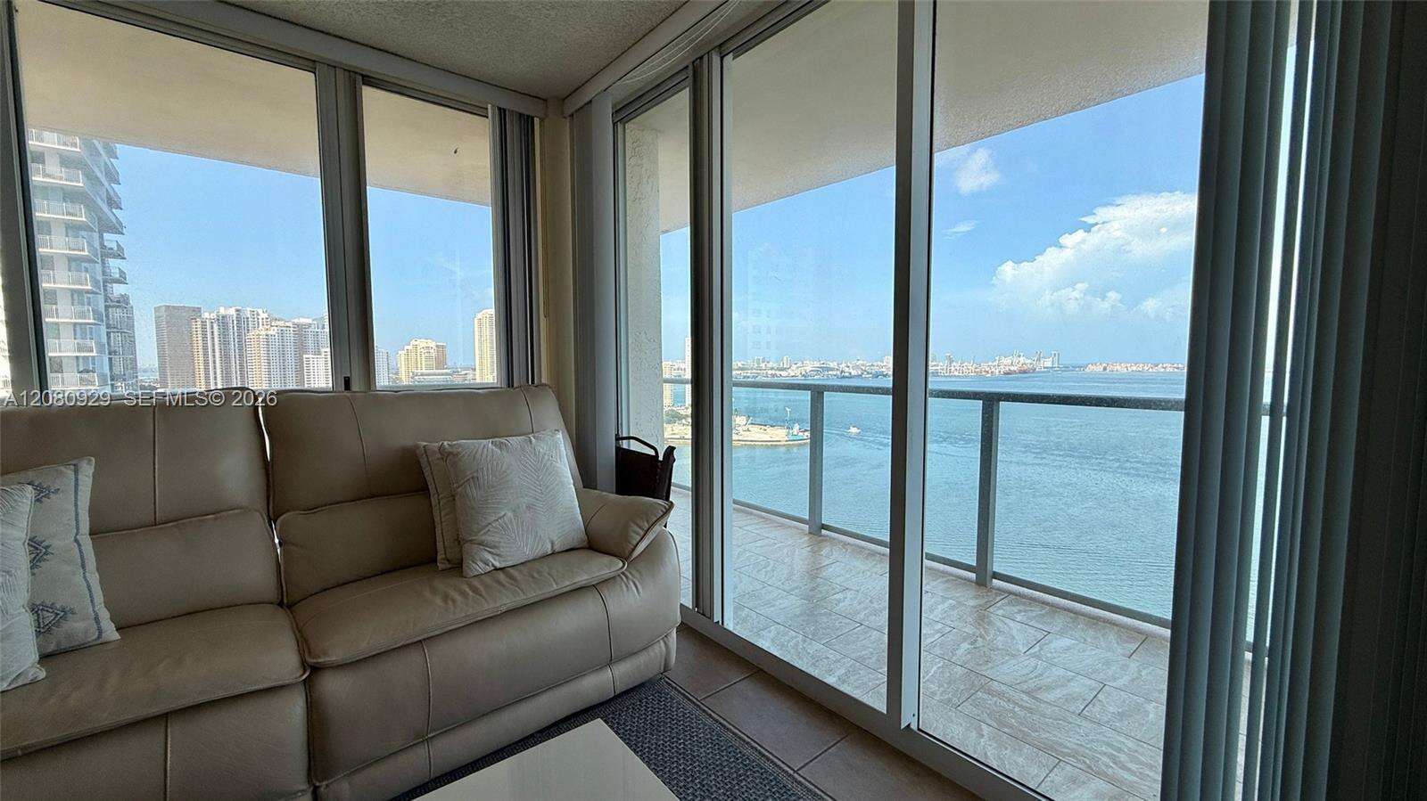 The Mark On Brickell at 1155 Brickell Bay Dr, Miami, FL 33131 - For Rent photo 10