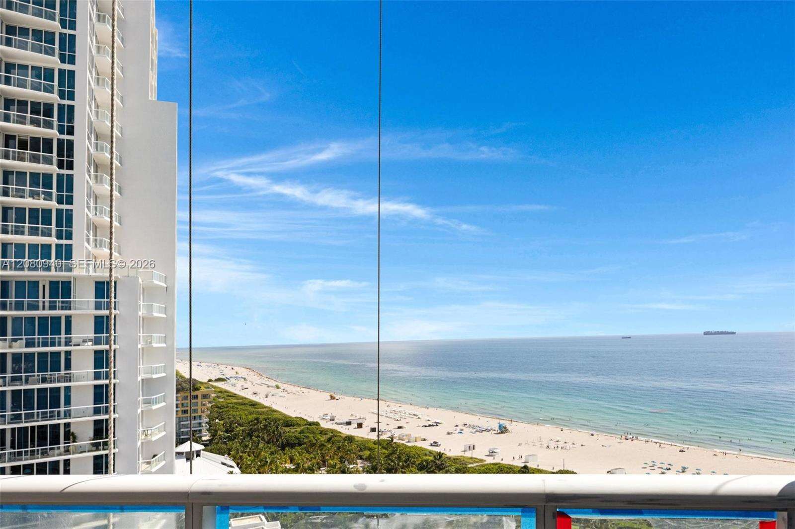 Continuum South Tower at 100 Pointe Dr, Miami Beach, FL 33139 - For Rent photo 11