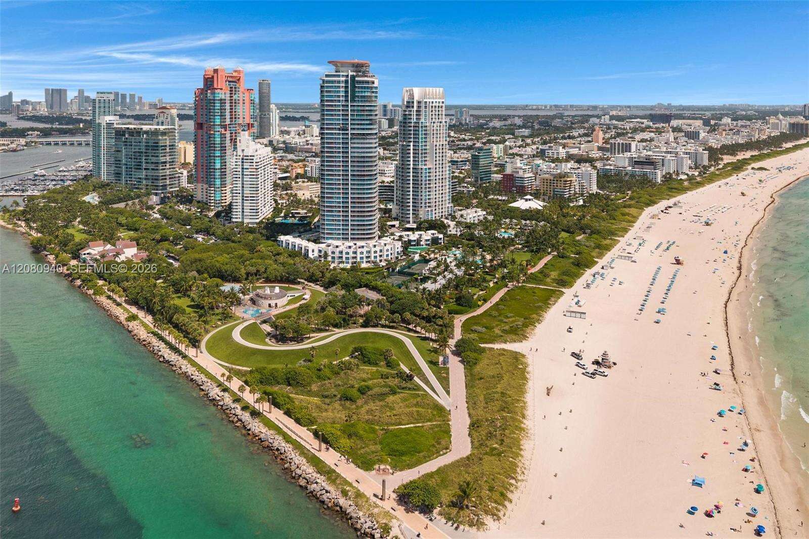 Continuum South Tower at 100 Pointe Dr, Miami Beach, FL 33139 - For Rent photo 3