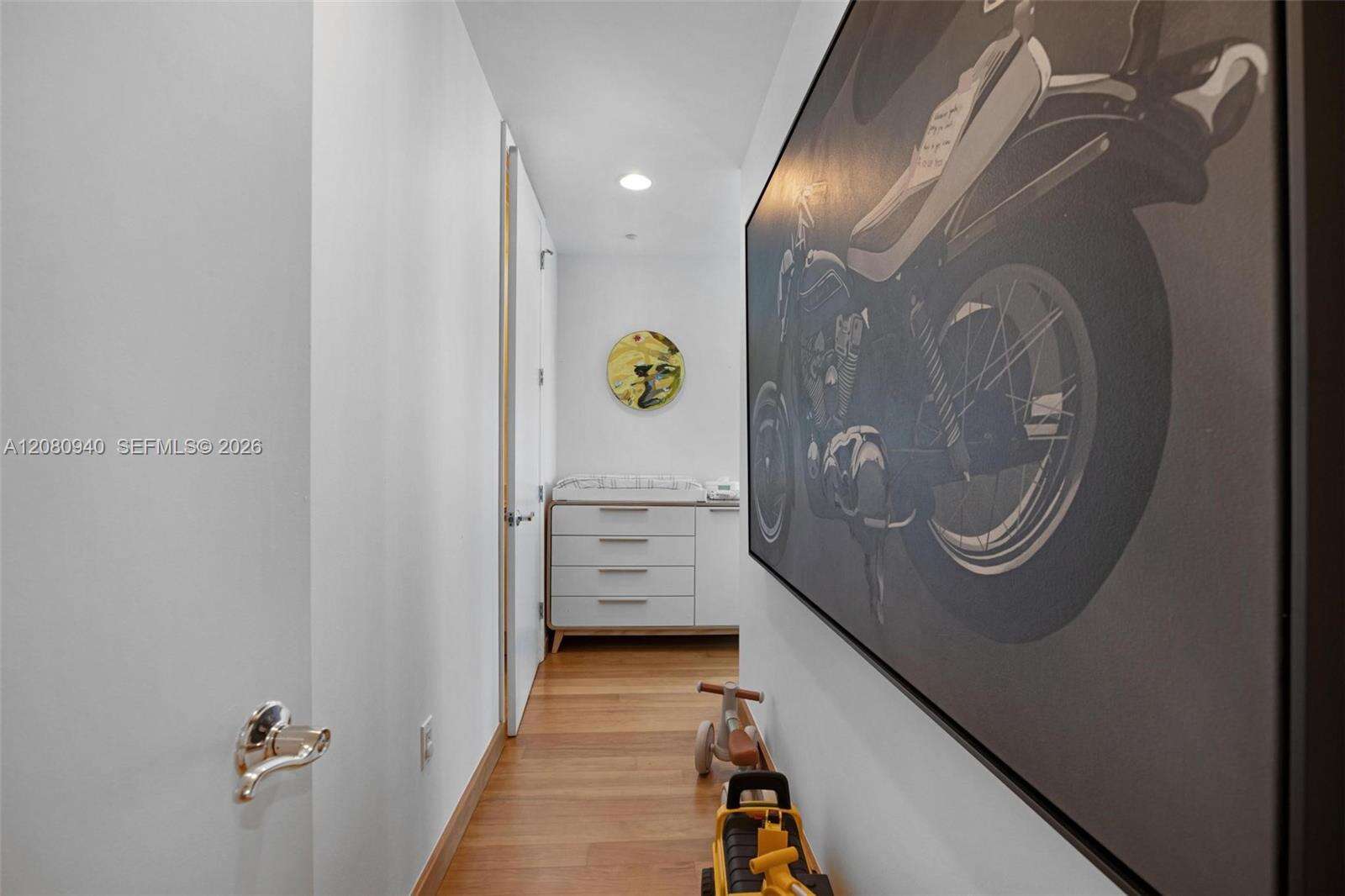Continuum South Tower at 100 Pointe Dr, Miami Beach, FL 33139 - For Rent photo 31
