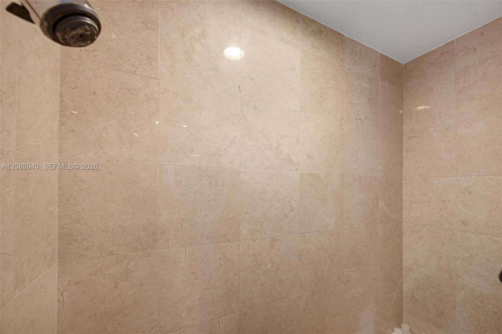 Continuum South Tower at 100 Pointe Dr, Miami Beach, FL 33139 - For Rent photo 33