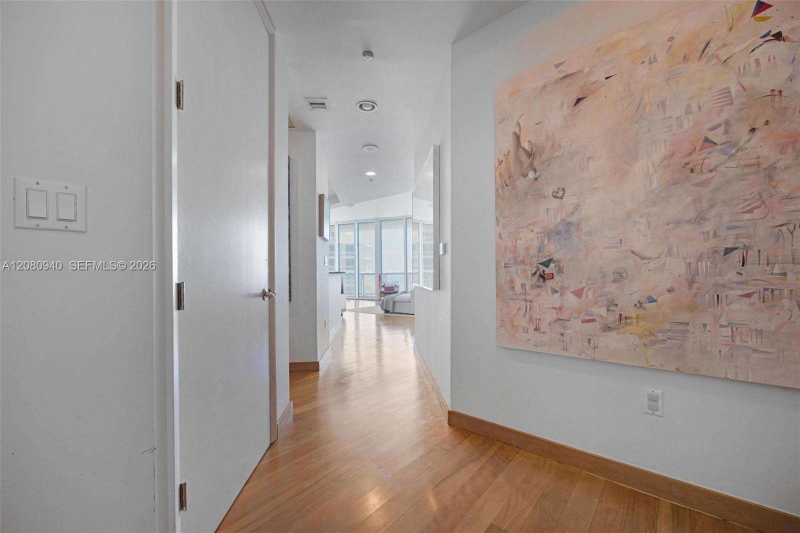 Continuum South Tower at 100 Pointe Dr, Miami Beach, FL 33139 - For Rent photo 8