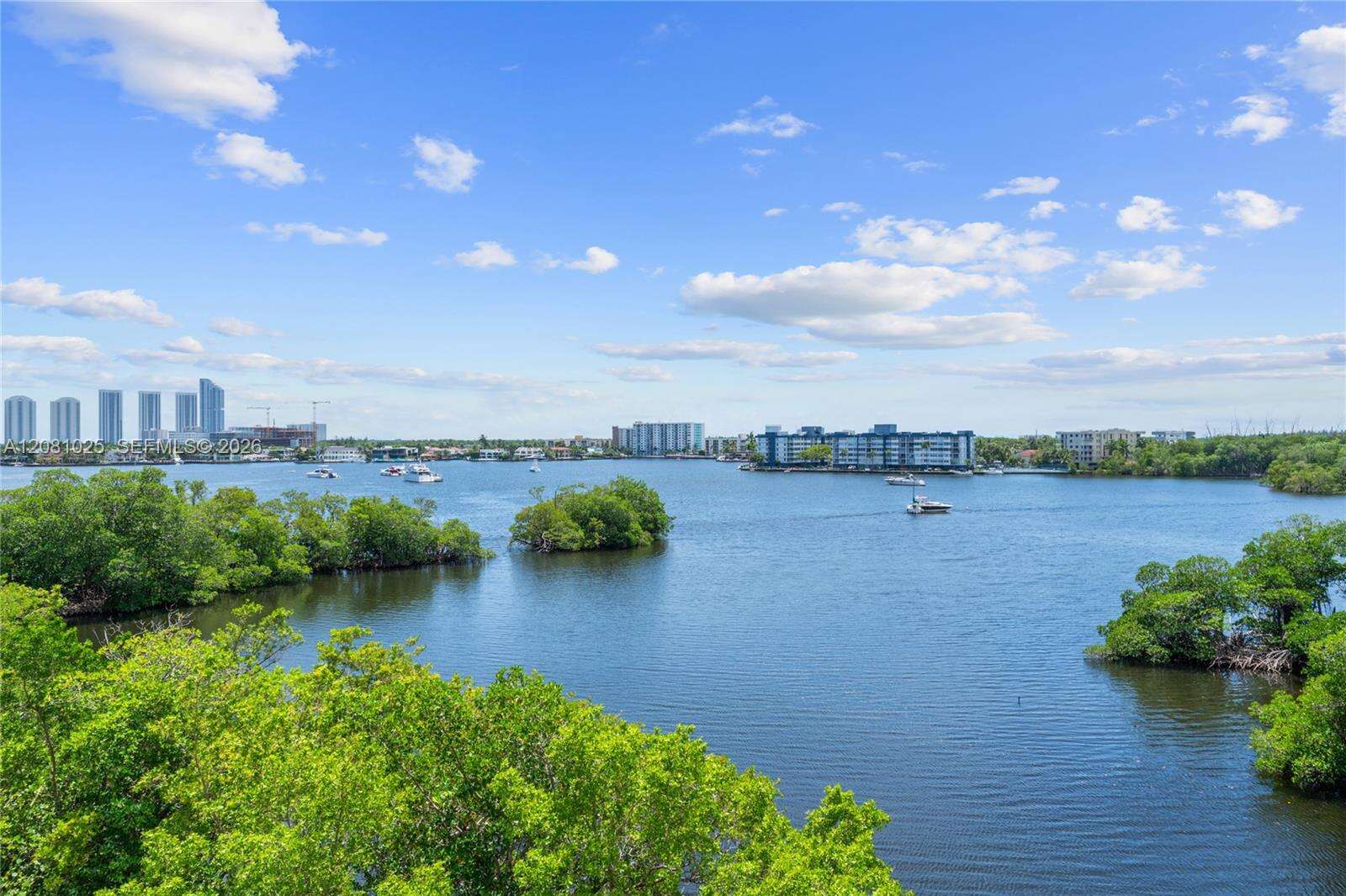 Marina Palms at 17111 Biscayne Blvd, North Miami Beach, FL 33160 - For Rent photo 2