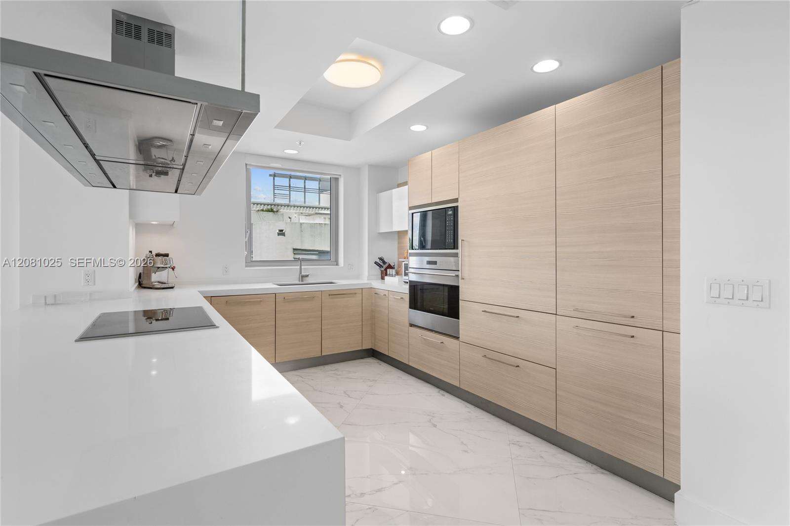 Marina Palms at 17111 Biscayne Blvd, North Miami Beach, FL 33160 - For Rent photo 16