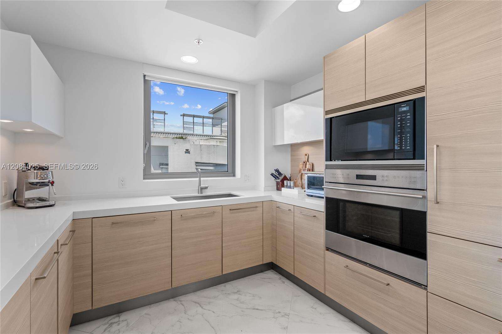 Marina Palms at 17111 Biscayne Blvd, North Miami Beach, FL 33160 - For Rent photo 19