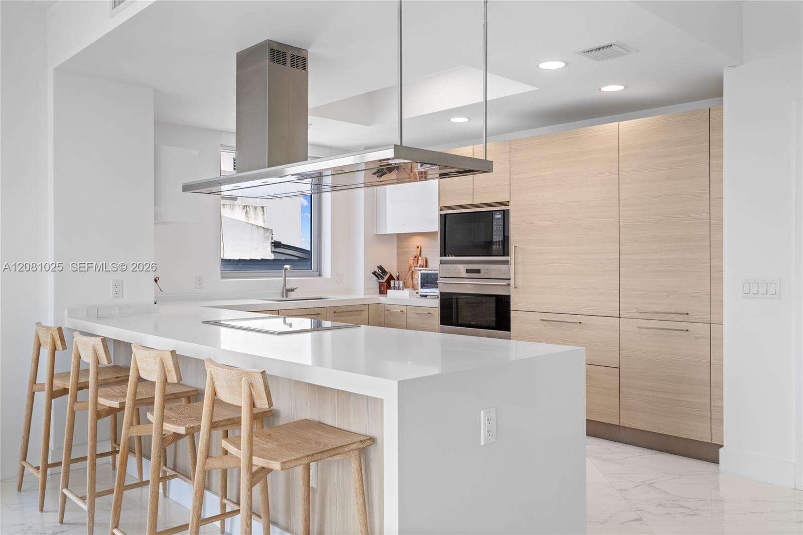 Marina Palms at 17111 Biscayne Blvd, North Miami Beach, FL 33160 - For Rent photo 22