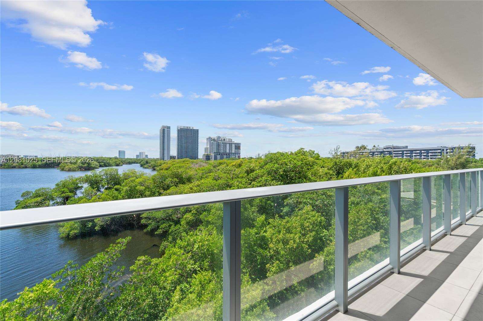 Marina Palms at 17111 Biscayne Blvd, North Miami Beach, FL 33160 - For Rent photo 34