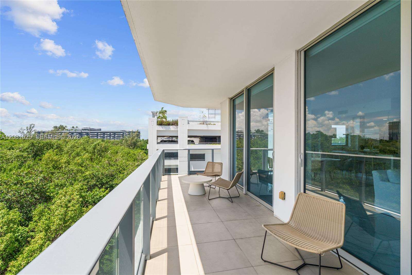 Marina Palms at 17111 Biscayne Blvd, North Miami Beach, FL 33160 - For Rent photo 37