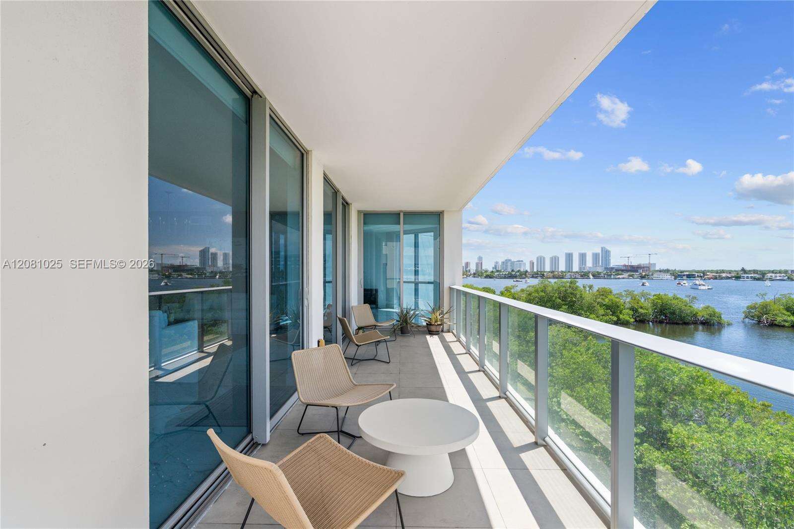Marina Palms at 17111 Biscayne Blvd, North Miami Beach, FL 33160 - For Rent photo 38