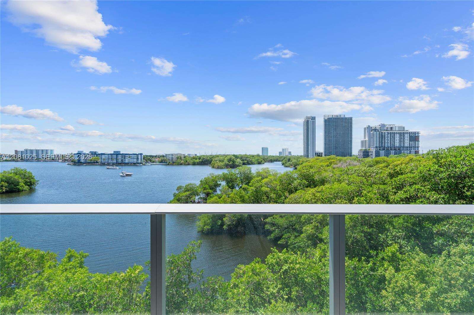 Marina Palms at 17111 Biscayne Blvd, North Miami Beach, FL 33160 - For Rent photo 43