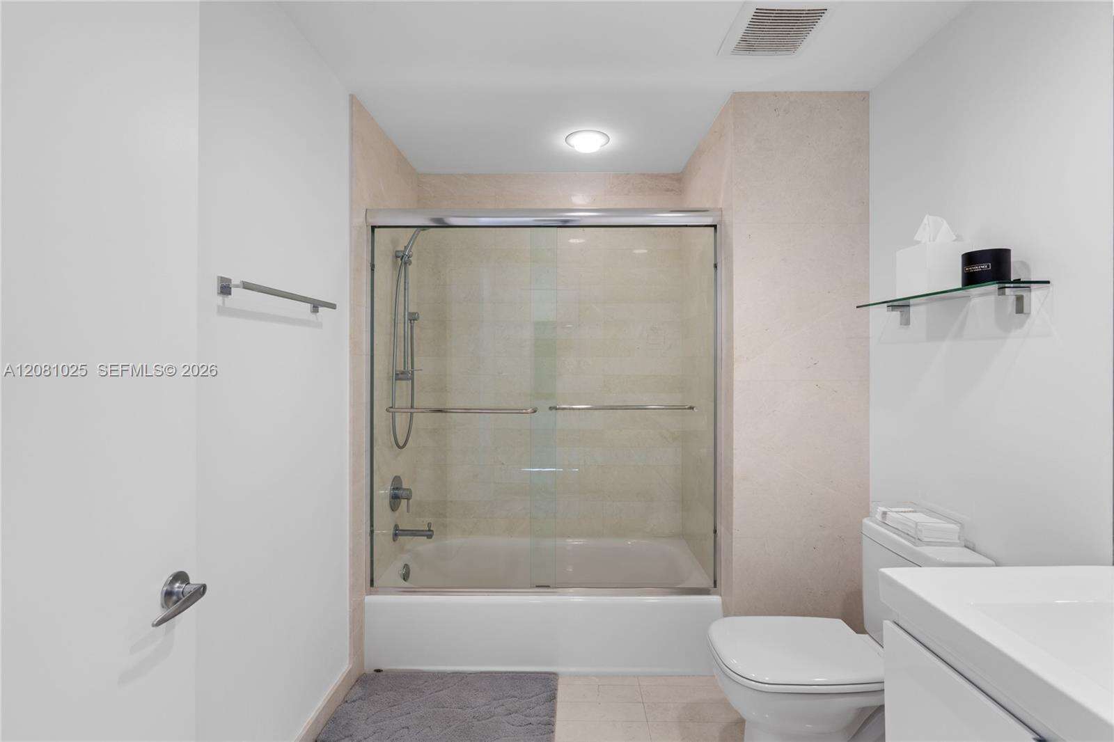 Marina Palms at 17111 Biscayne Blvd, North Miami Beach, FL 33160 - For Rent photo 48