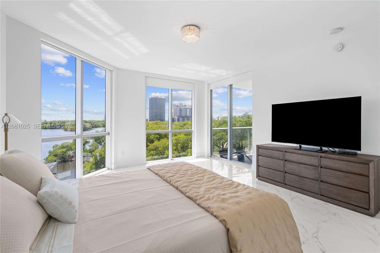 Marina Palms at 17111 Biscayne Blvd, North Miami Beach, FL 33160 - For Rent photo 50