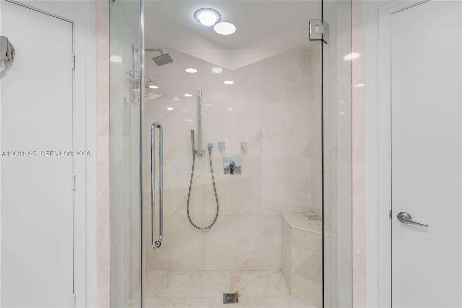 Marina Palms at 17111 Biscayne Blvd, North Miami Beach, FL 33160 - For Rent photo 57