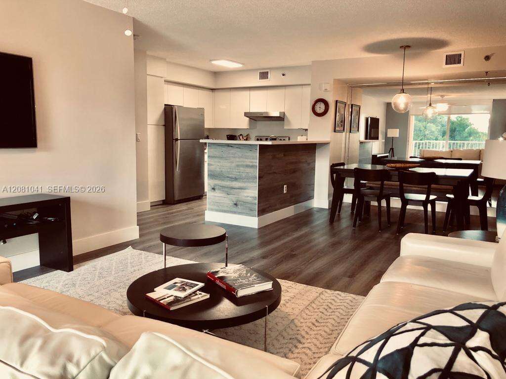 The Yacht Club At Aventura at 19999 Country Club Dr, Aventura, FL 33180 - For Rent photo 1