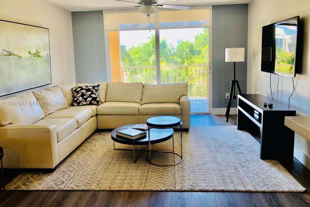 The Yacht Club At Aventura at 19999 Country Club Dr, Aventura, FL 33180 - For Rent photo 2