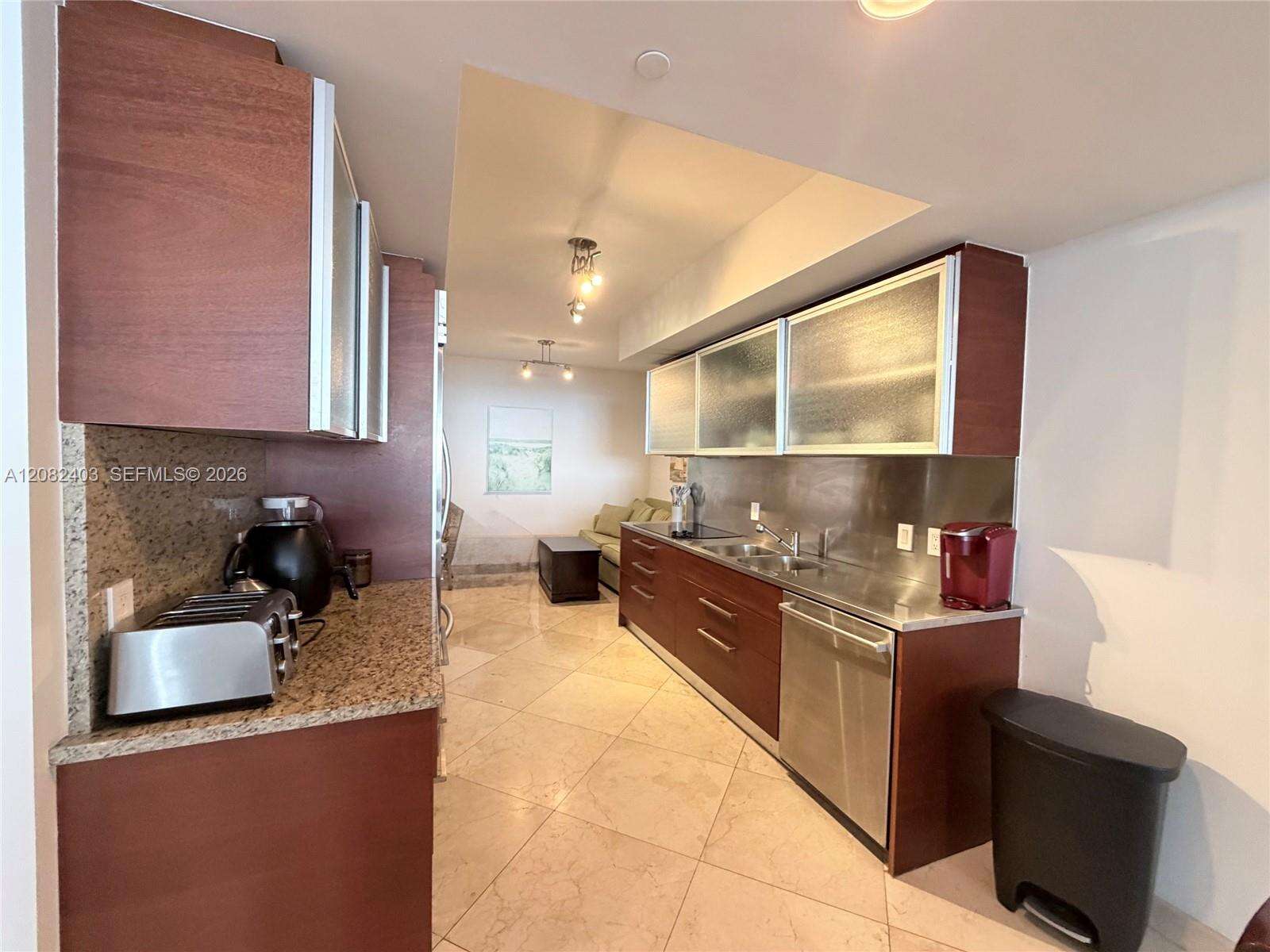 The Beach Club at 1850 Ocean Dr, Hallandale Beach, FL 33009 - For Rent photo 11