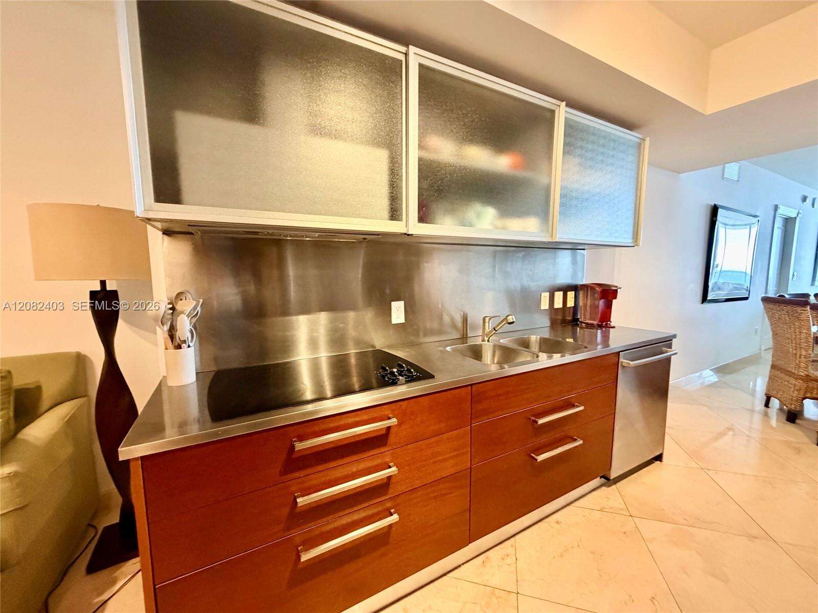 The Beach Club at 1850 Ocean Dr, Hallandale Beach, FL 33009 - For Rent photo 10