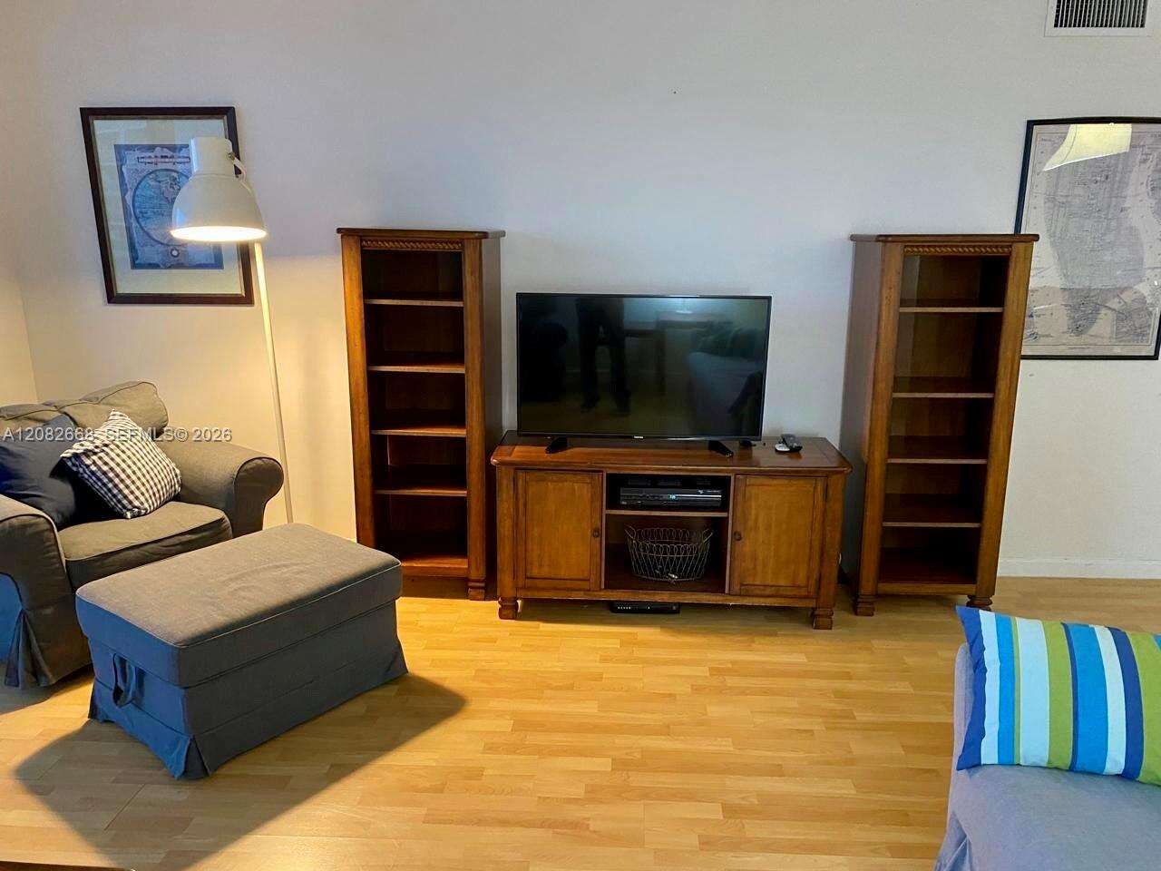 Arlen House at 100 Bayview Dr, Sunny Isles Beach, FL 33160 - For Rent photo 12