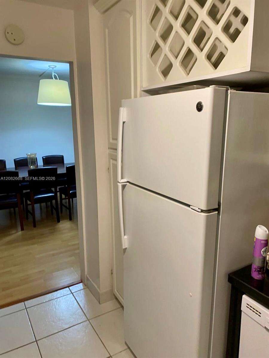 Arlen House at 100 Bayview Dr, Sunny Isles Beach, FL 33160 - For Rent photo 16