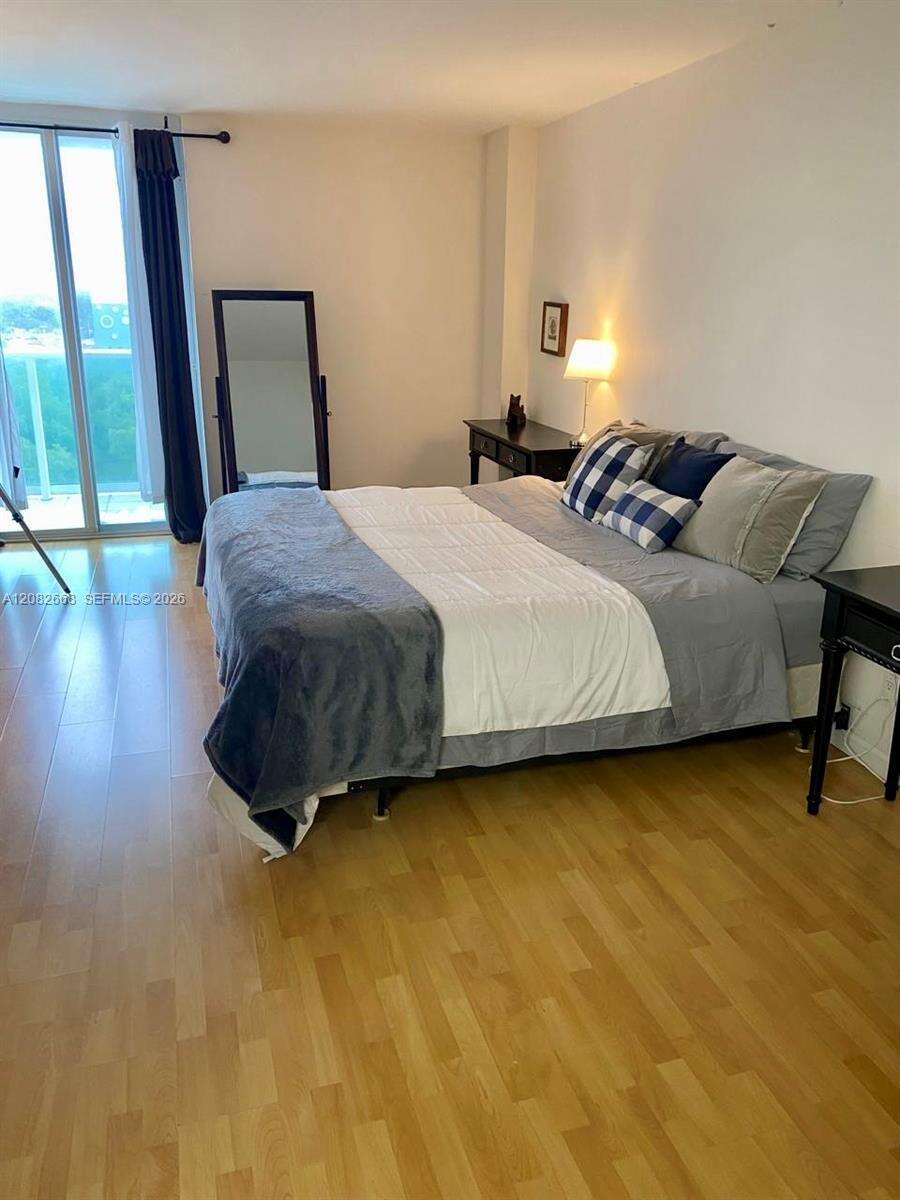 Arlen House at 100 Bayview Dr, Sunny Isles Beach, FL 33160 - For Rent photo 18