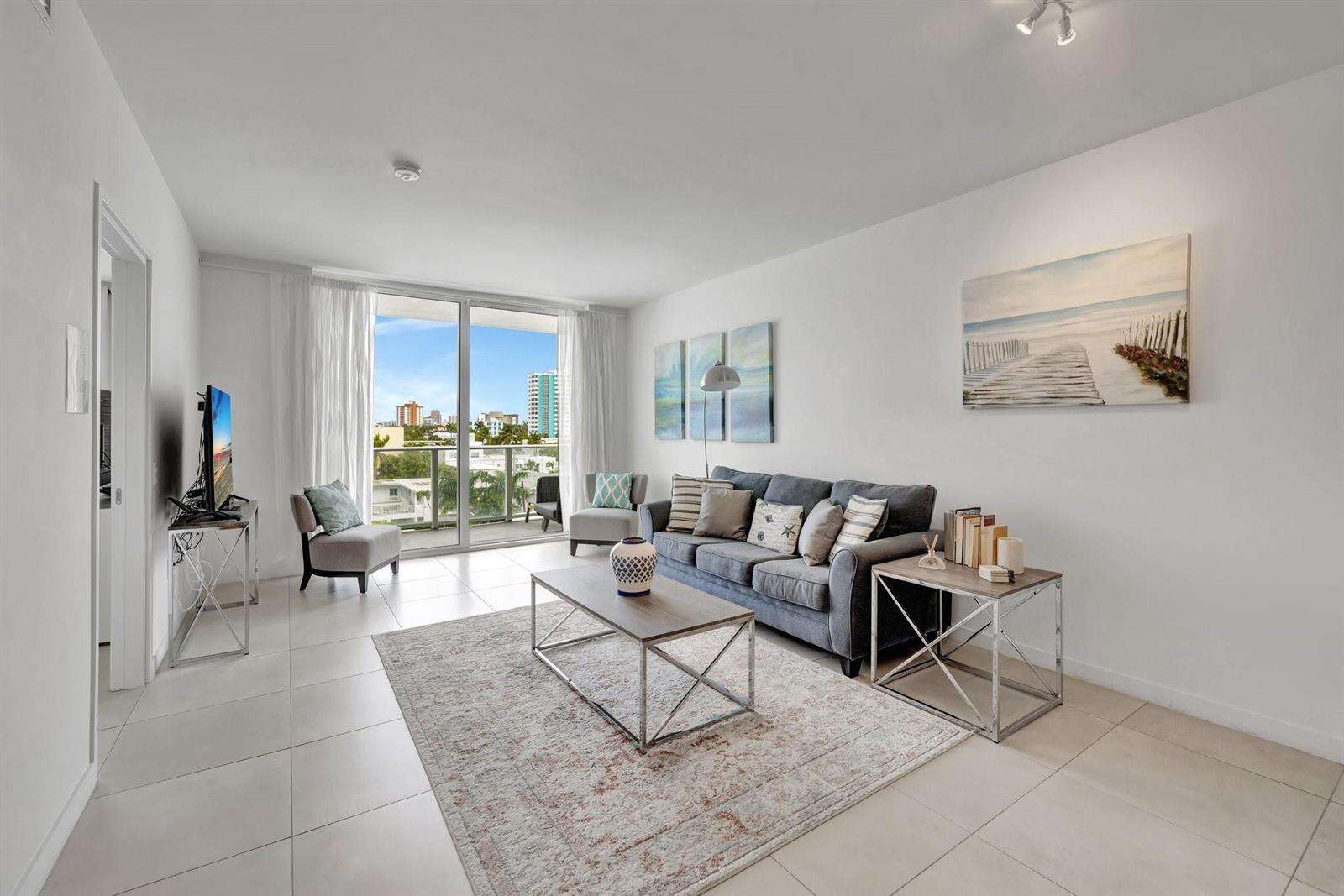 Tiffany House at 401 Birch, Fort Lauderdale, FL 33304 - For Rent photo 3