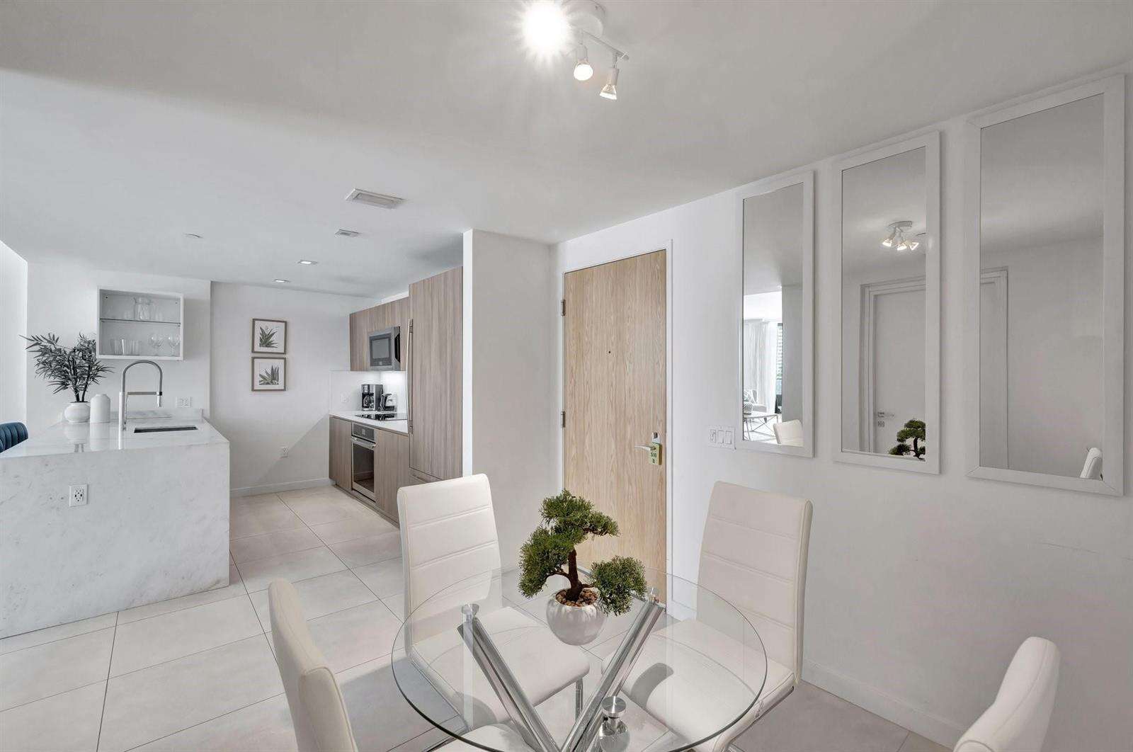 Tiffany House at 401 Birch, Fort Lauderdale, FL 33304 - For Rent photo 21