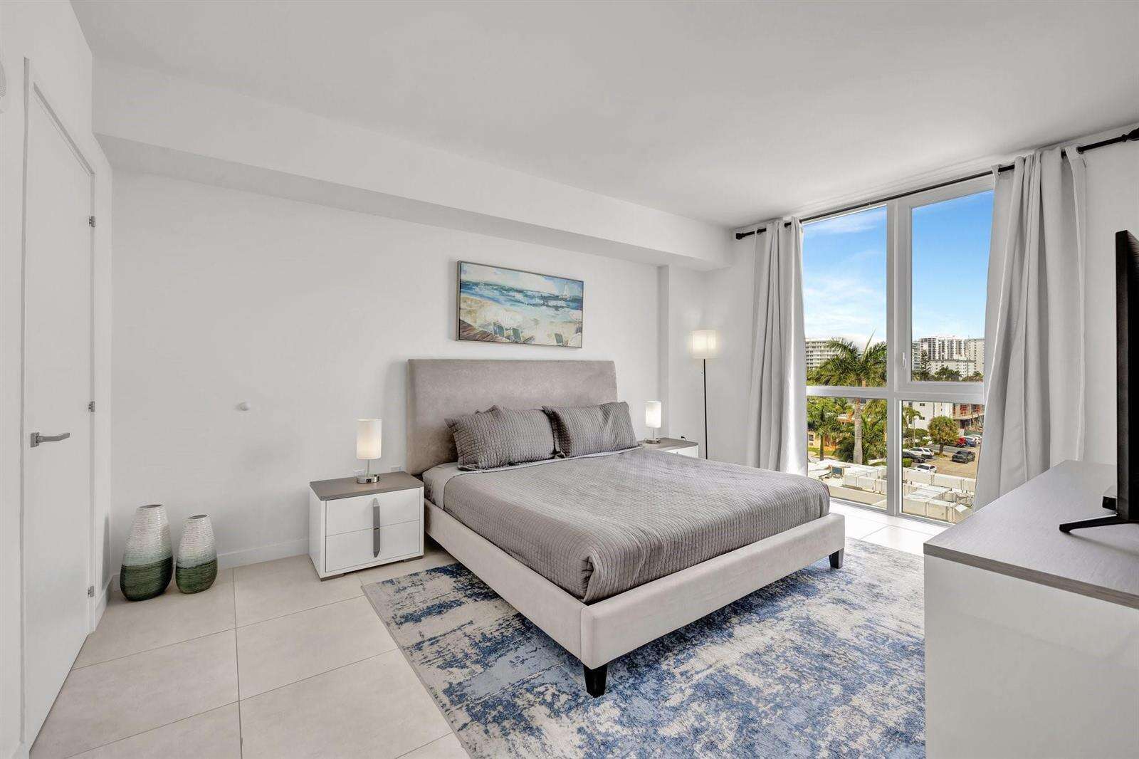 Tiffany House at 401 Birch, Fort Lauderdale, FL 33304 - For Rent photo 22