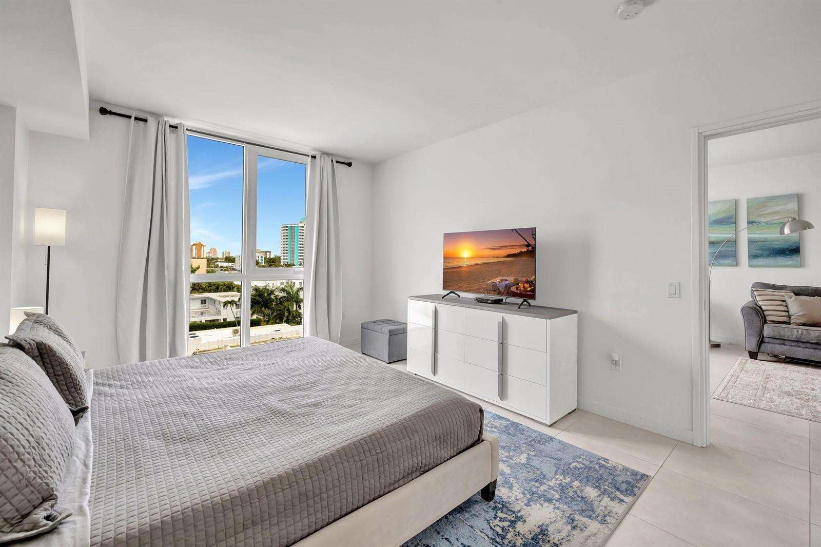 Tiffany House at 401 Birch, Fort Lauderdale, FL 33304 - For Rent photo 24