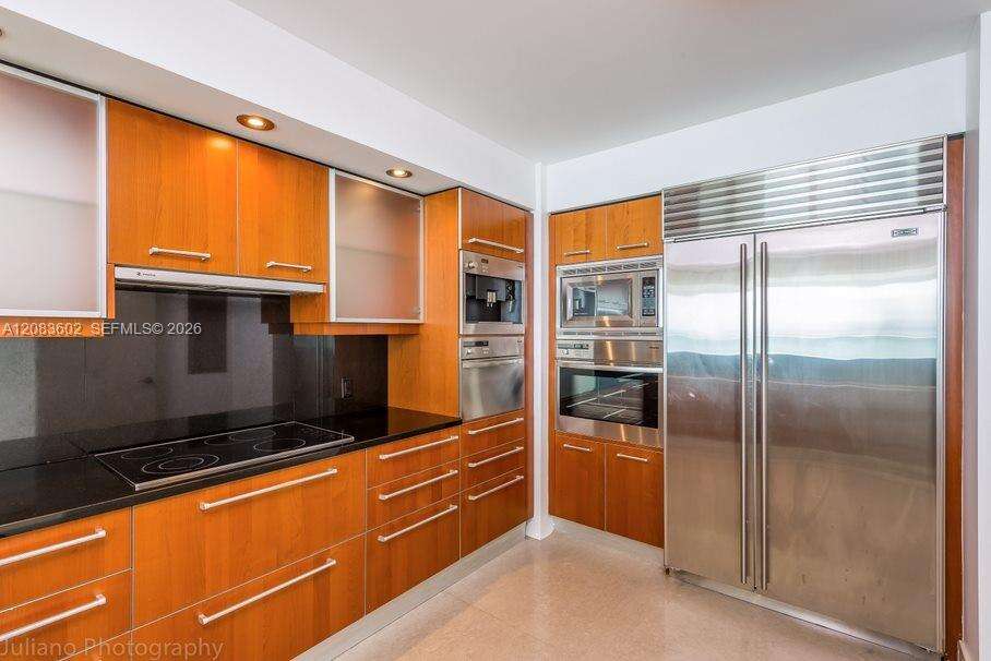 Jade At Brickell Bay at 1331 Brickell Bay Dr, Miami, FL 33131 - For Rent photo 11