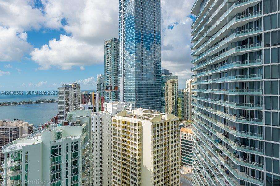 Jade At Brickell Bay at 1331 Brickell Bay Dr, Miami, FL 33131 - For Rent photo 21
