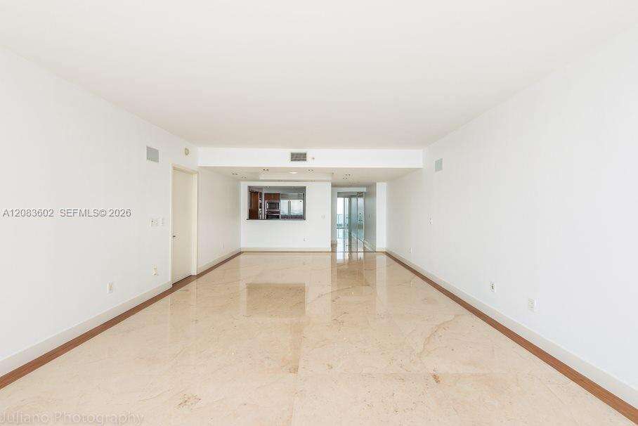 Jade At Brickell Bay at 1331 Brickell Bay Dr, Miami, FL 33131 - For Rent photo 8
