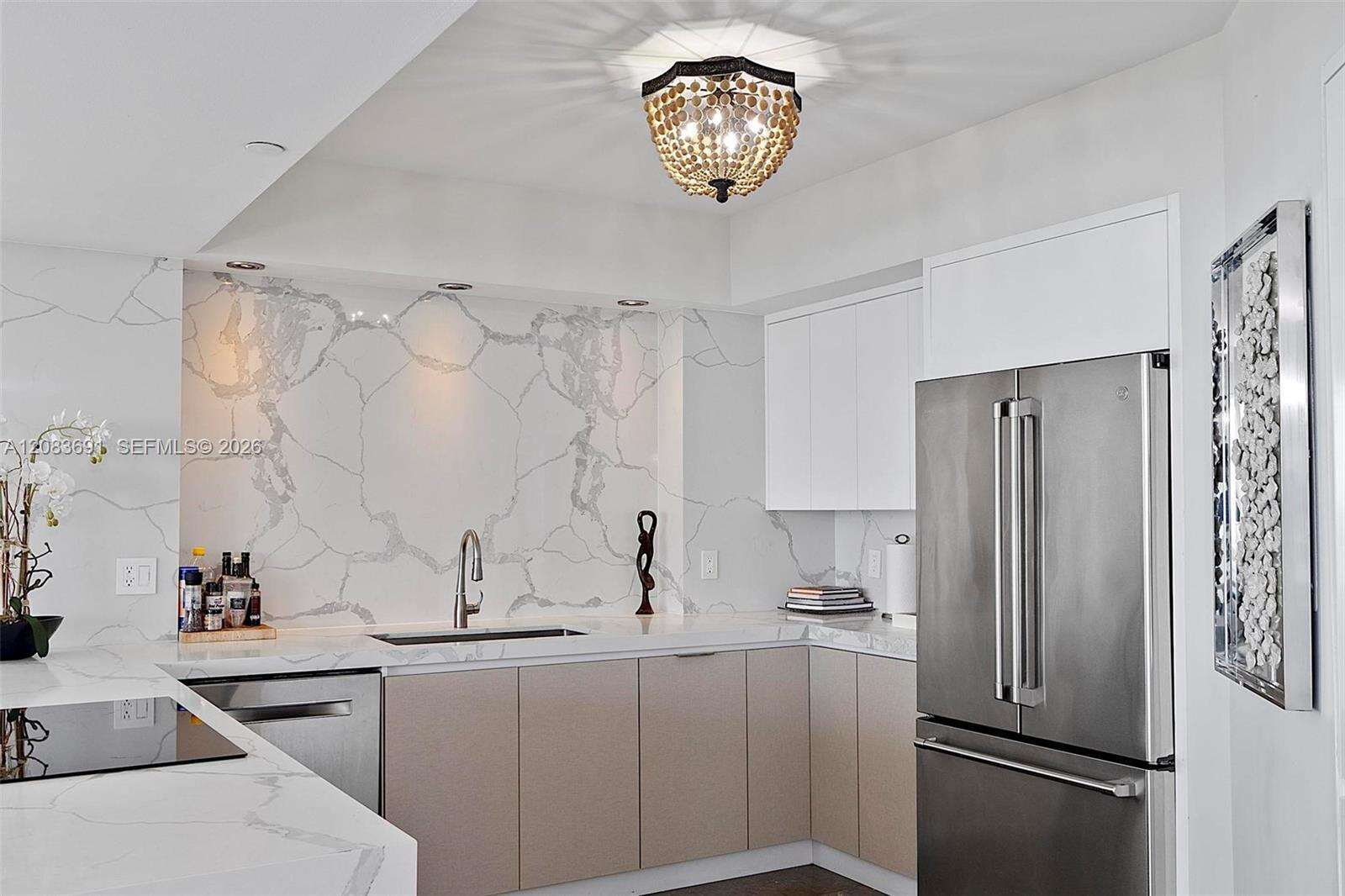 The Grand Venetian at 10 Venetian Way, Miami Beach, FL 33139 - For Rent photo 9