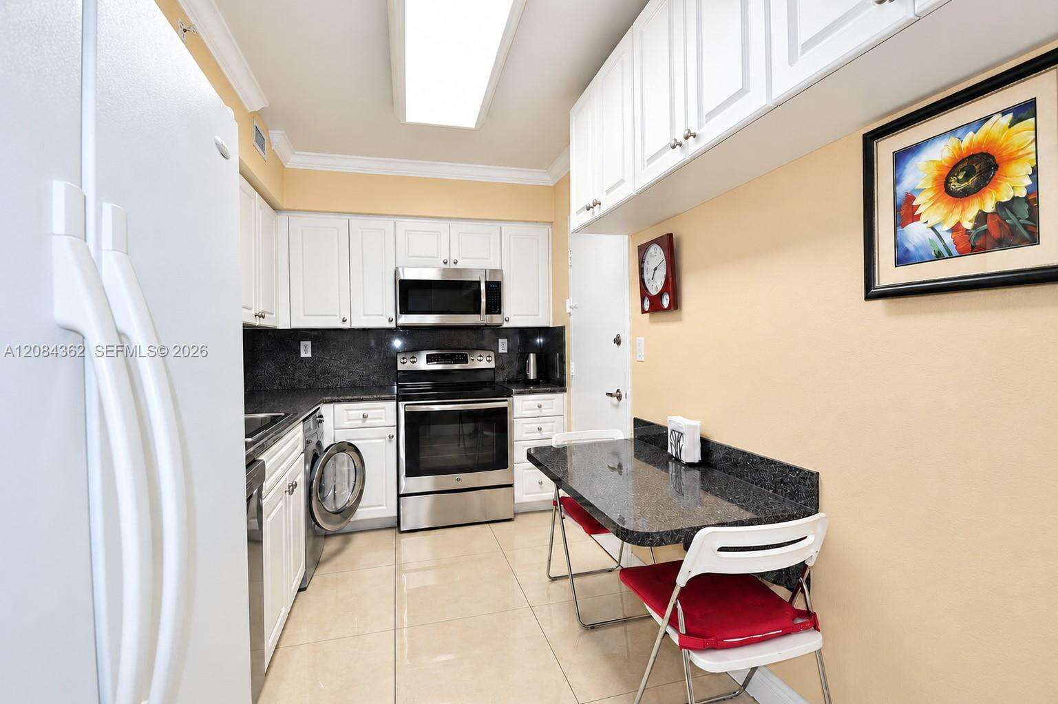 The Wave at 2501 Ocean Dr, Hollywood, FL 33019 - For Rent photo 4