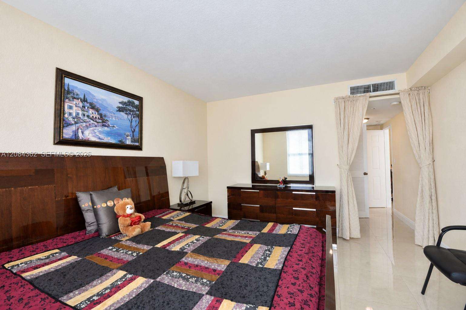 The Wave at 2501 Ocean Dr, Hollywood, FL 33019 - For Rent photo 8