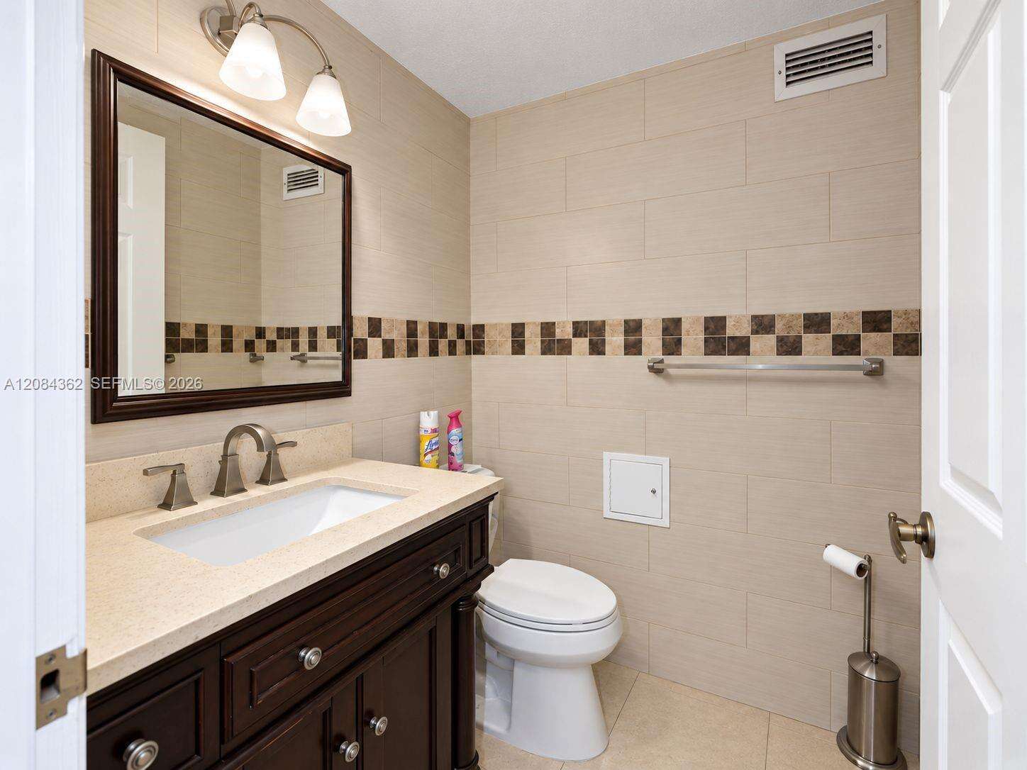 The Wave at 2501 Ocean Dr, Hollywood, FL 33019 - For Rent photo 10