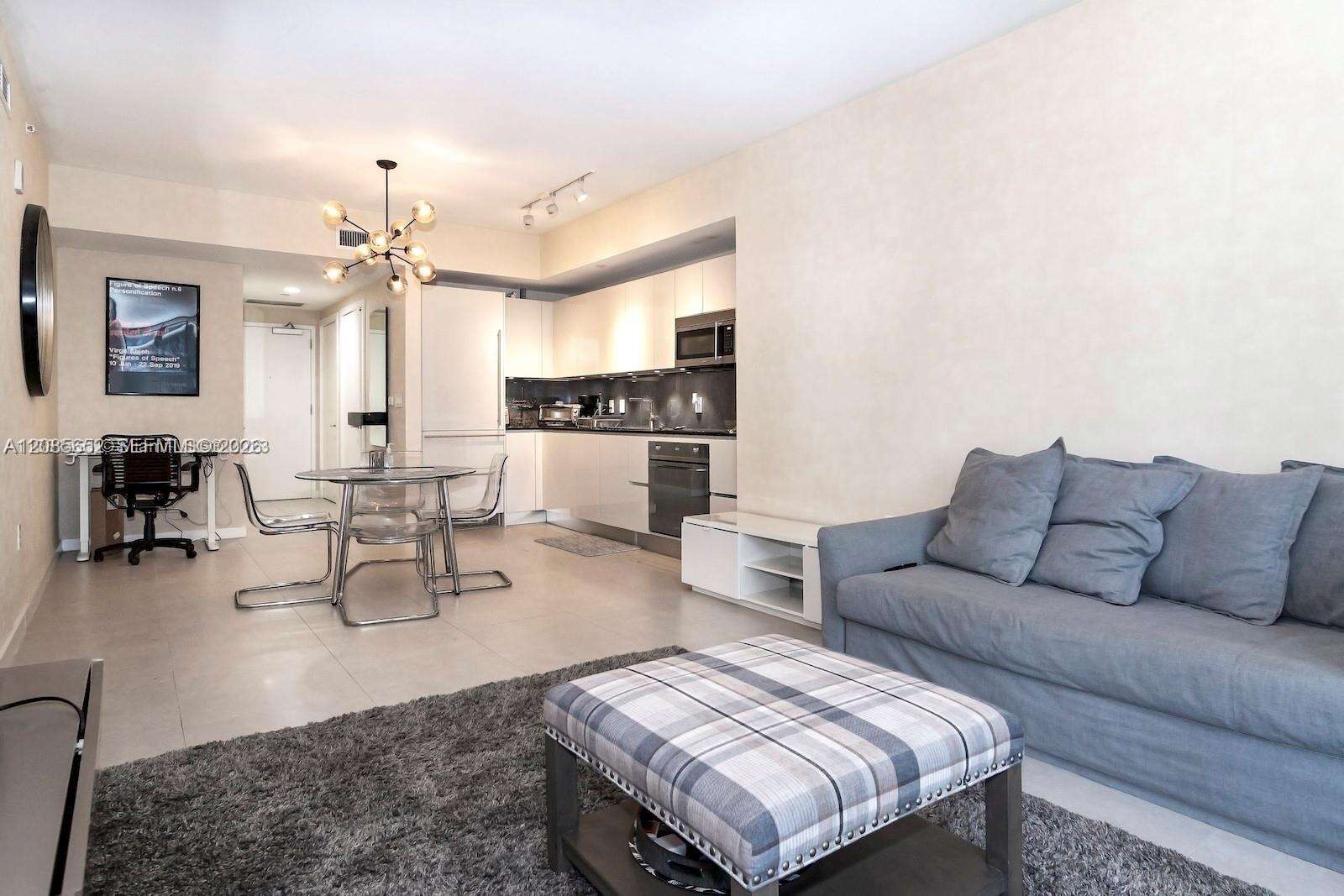 1010 Brickell at 1010 Brickell Ave, Miami, FL 33131 - For Rent photo 11