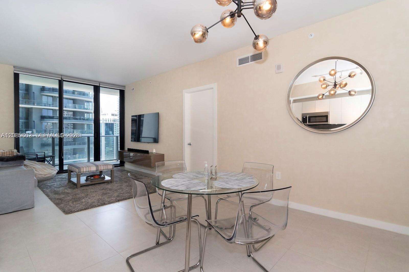 1010 Brickell at 1010 Brickell Ave, Miami, FL 33131 - For Rent photo 10