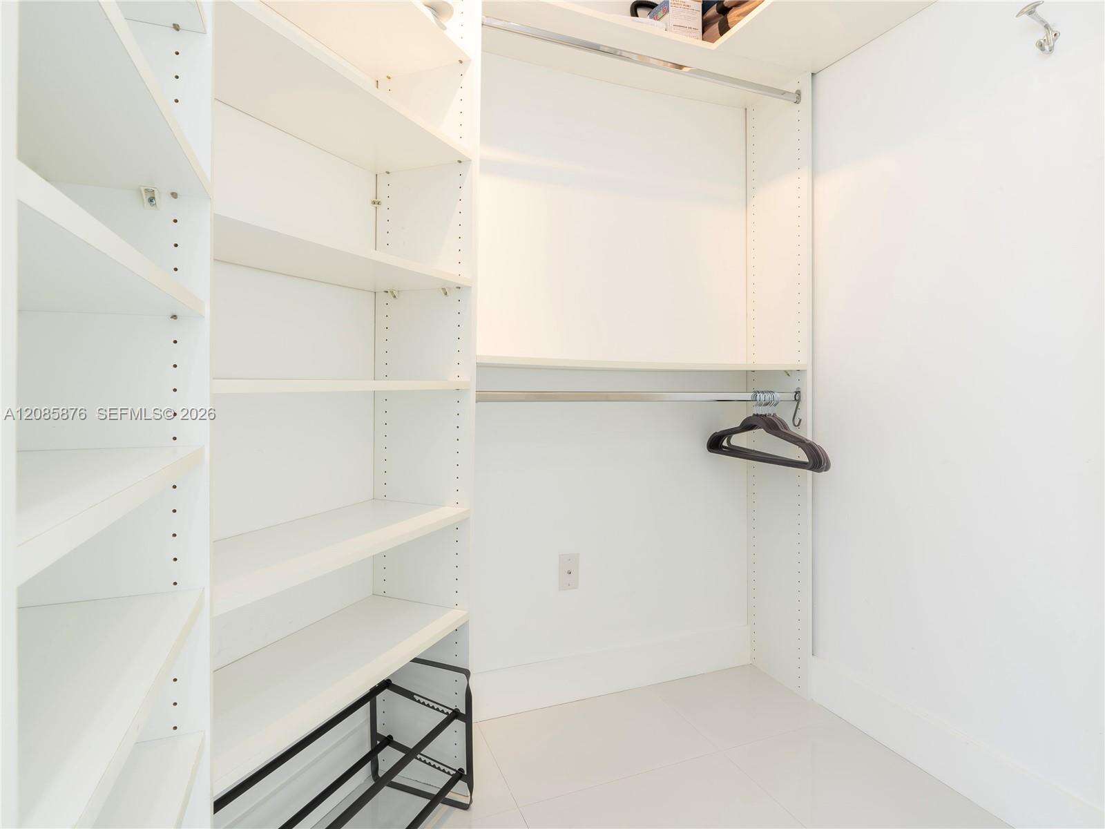 Trump Royale at 18201 Collins Ave, Sunny Isles Beach, FL 33160 - For Rent photo 15